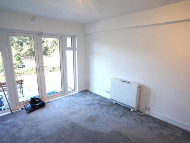 2 bedroom flat for rent in Amira Court, Bourne Avenue, BH2 6DJ, BH2