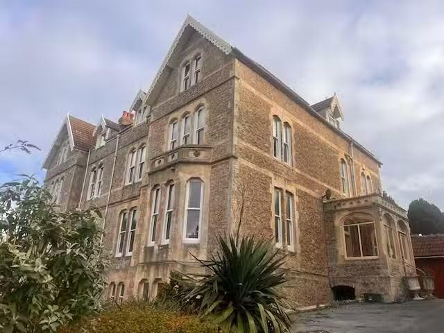 2 bedroom flat for rent in Bay Road, Clevedon, Somerset, BS21