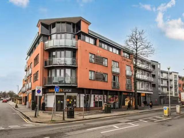 2 bedroom flat for rent in Beckenham Road, Beckenham, BR3