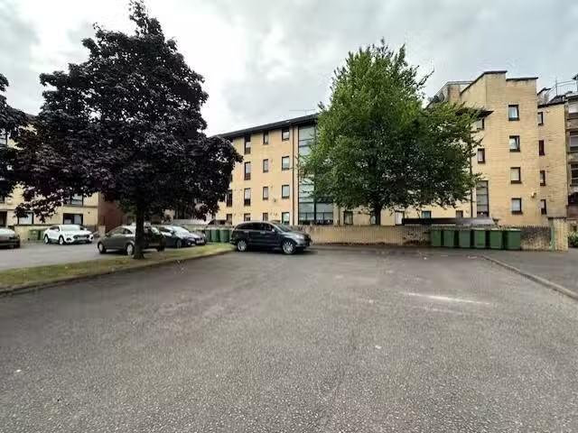 2 bedroom flat for rent in Bellgrove Street, Glasgow, G31