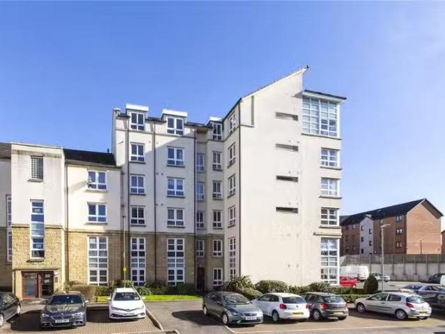 2 bedroom flat for rent in Bethlehem Way, Edinburgh, EH7