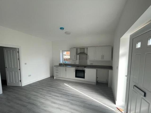 2 Bedroom Flat For Rent In Brockmoor