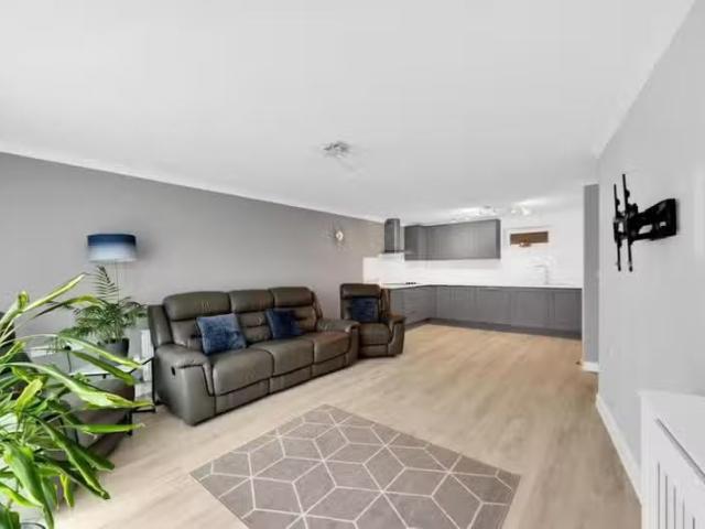 2 bedroom flat for rent in Burnt Ash Lane, Bromley, BR1
