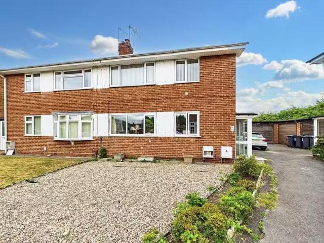 2 bedroom flat for rent in Campbells Green, Sheldon, Birmingha.
