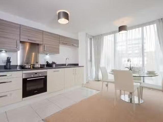 2 bedroom flat for rent in Canons Way, Bristol, BS1