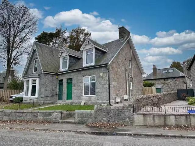 2 bedroom flat for rent in Clifton Road, Hilton, Aberdeen, AB24