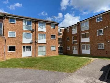 2 bedroom flat for rent in Crocus Way, Springfield, Chelmsford.