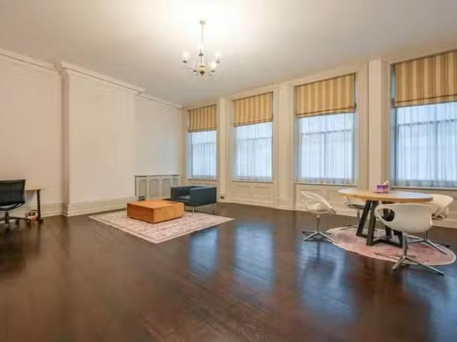 2 bedroom flat for rent in Crutched Friars, City, London, EC3N