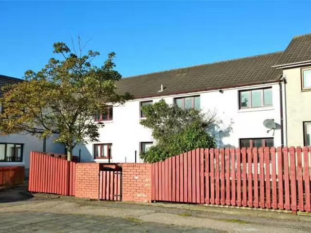 2 bedroom flat for rent in Dales Court, Peterhead, AB42