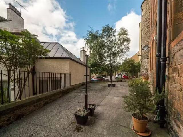 2 bedroom flat for rent in Dean Path Buildings, Edinburgh, EH4