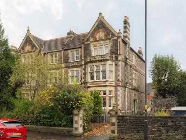 2 bedroom flat for rent in Downleaze, Sneyd Park, BS9
