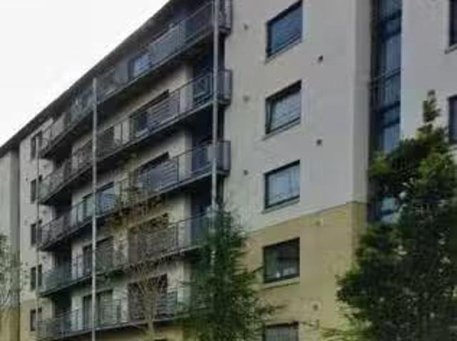 2 bedroom flat for rent in Drybrough Crescent, Craigmillar, Ed.