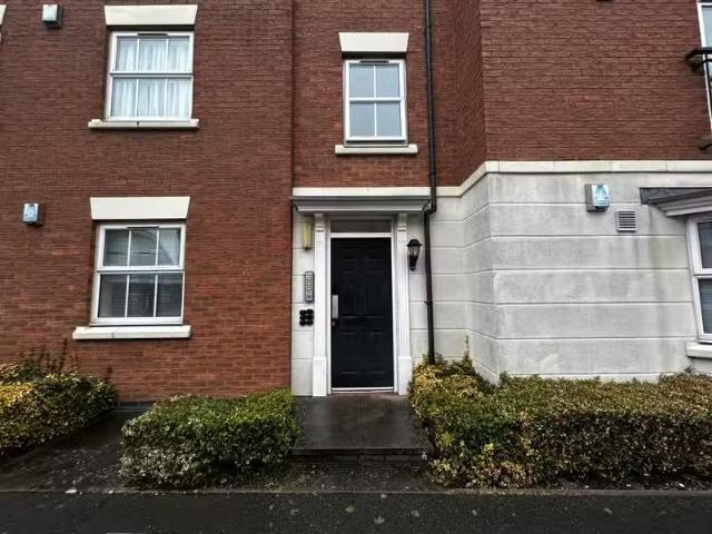 2 bedroom flat for rent in Eden Gardens, Oldbury, B65