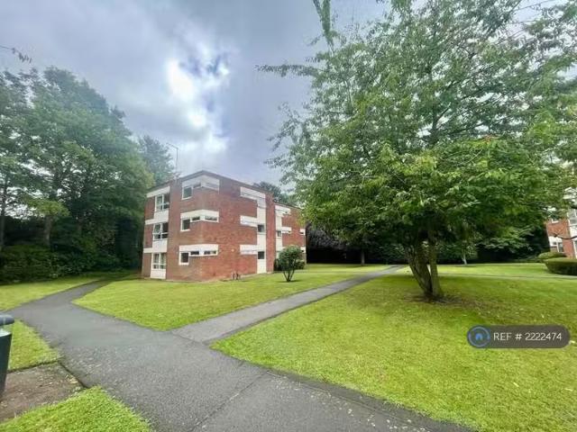 2 bedroom flat for rent in Edencroft, Birmingham, B15
