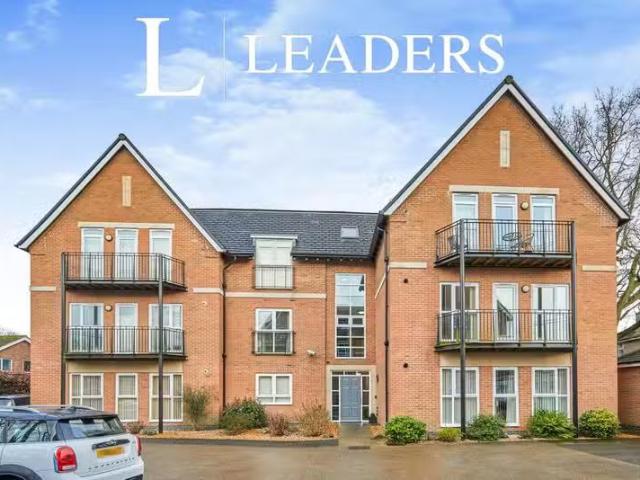 2 bedroom flat for rent in Elm House, Old Hall Avenue, Derby.