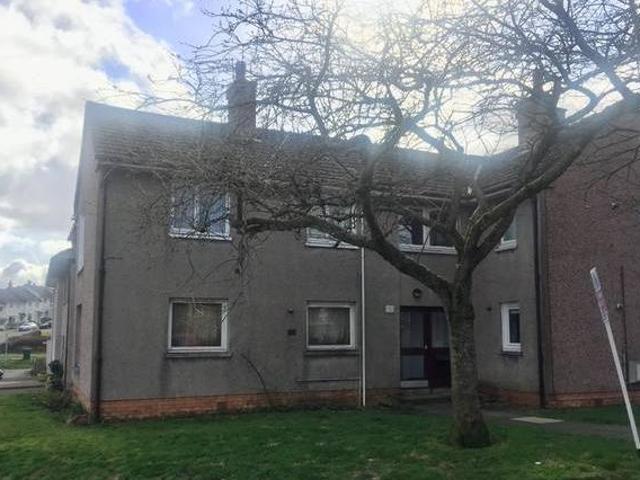 2 bedroom flat for rent in Elliot Crescent Glasgow G74