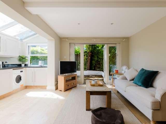 2 bedroom flat for rent in Fairfield, London