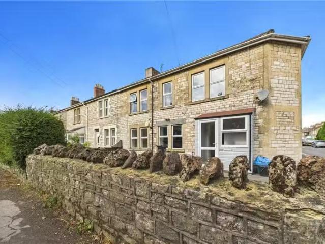 2 bedroom flat for rent in Fosseway, Westfield, Radstock, Some.