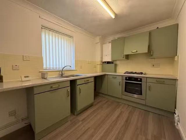 2 bedroom flat for rent in Glandwr Place, Cardiff, CF14