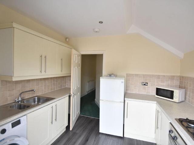 2 bedroom flat for rent in Grosvenor Place, Newcastle Upon Tyne, NE2