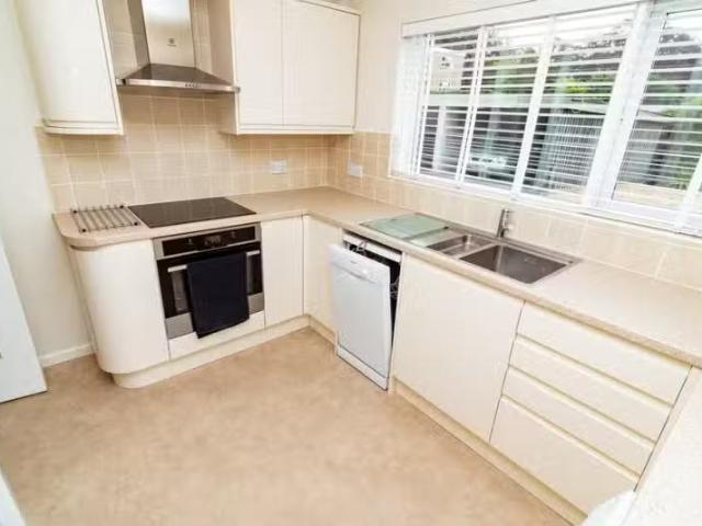2 bedroom flat for rent in Grosvenor Road, Bournemouth,, BH4