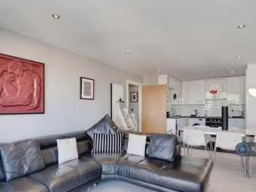 2 bedroom flat for rent in Hall Street, Birmingham, B18
