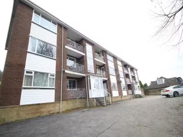 2 bedroom flat for rent in Hazelhurst Court, Bradford,, BD9