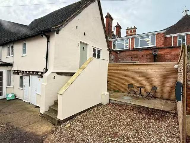 2 bedroom flat for rent in High Street, Maldon, Esinteraction.