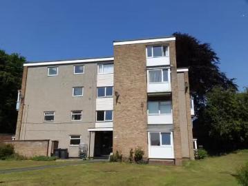 2 bedroom flat for rent in Hoyle Court Road, Baildon, Shipley.