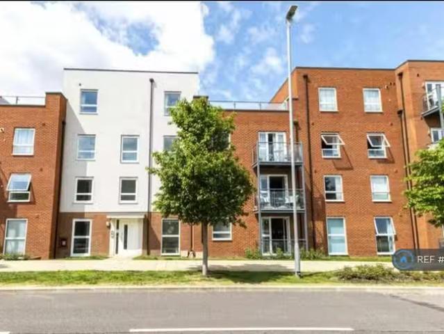 2 bedroom flat for rent in Lett Lane Castle Hill, Ebbsfleet Va.