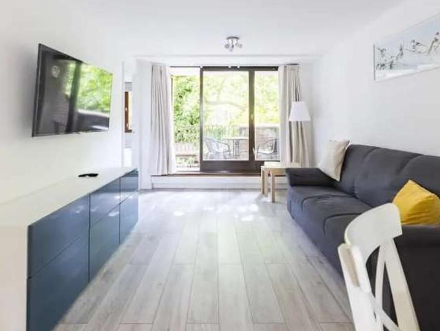 2 bedroom flat for rent in London