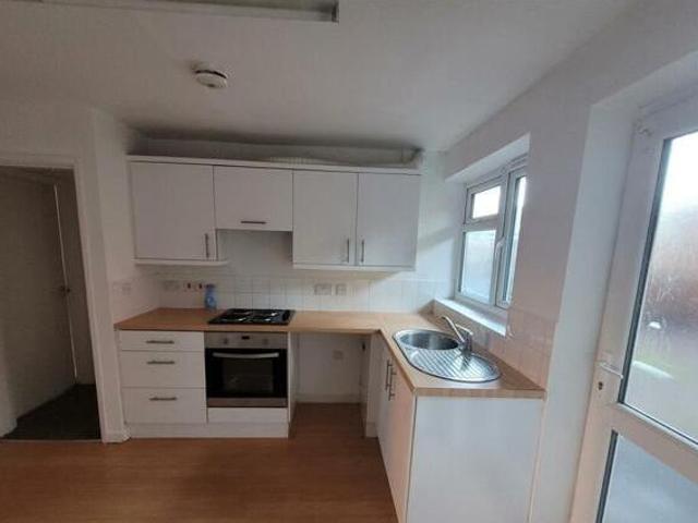 2 Bedroom Flat For Rent In London Road
