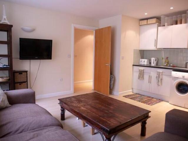 2 bedroom flat for rent in Lower Parliament Street, Nottingham, NG1