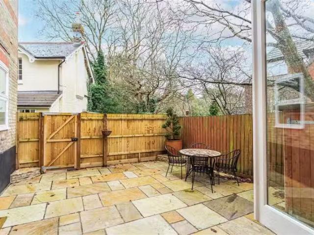 2 bedroom flat for rent in Manor Road, Bournemouth, BH1