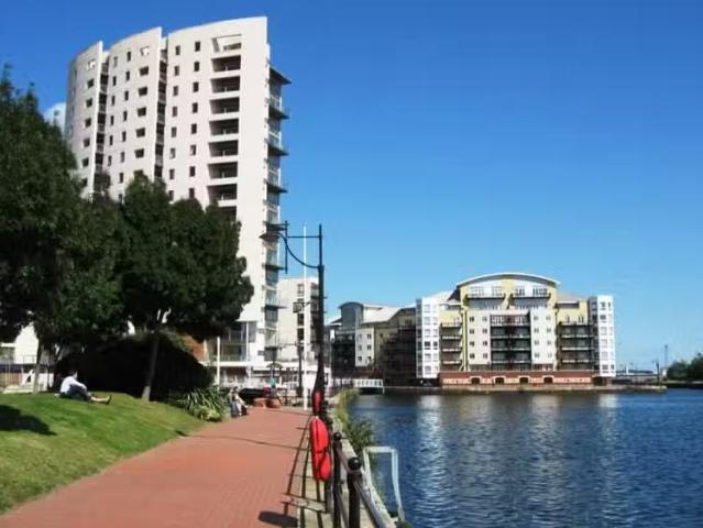 2 bedroom flat for rent in Maia, Celestia, Falcon Drive, Cardi.