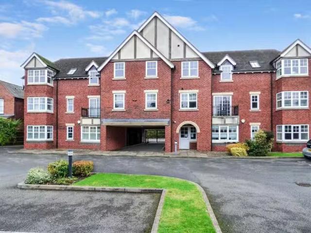 2 bedroom flat for rent in Mair Court, Tamworth, B79