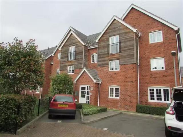 2 bedroom flat for rent in Marina View, Fazeley, B78