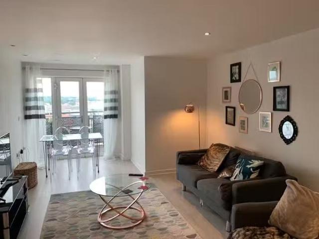 2 bedroom flat for rent in Masshouse Plaza, B5