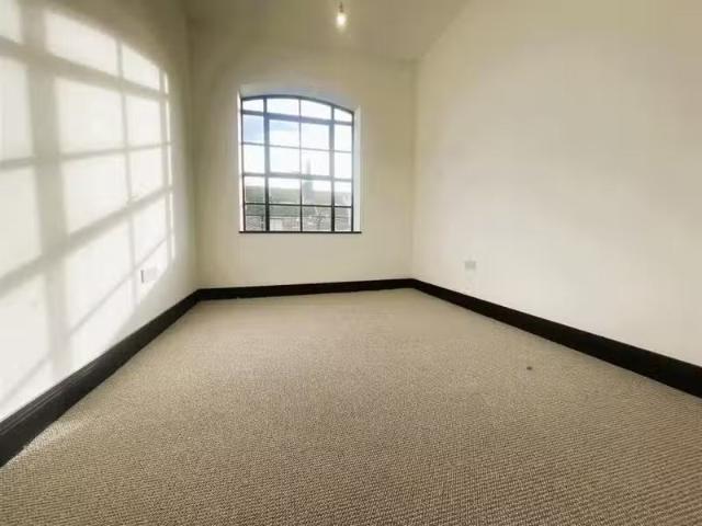2 bedroom flat for rent in Monkton Place, Ramsgate, CT11