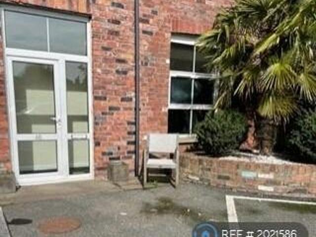 2 Bedroom Flat For Rent In Morley, Leeds
