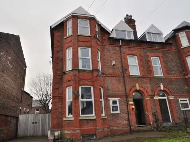 2 bedroom flat for rent in Mount Road, Wallasey, CH45