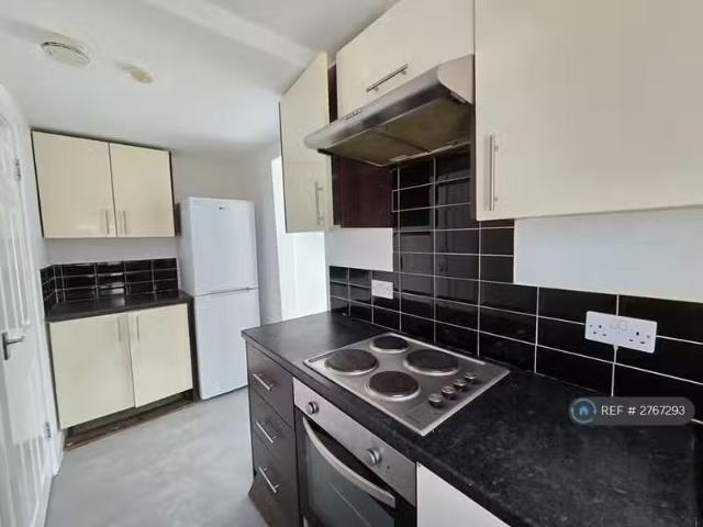 2 bedroom flat for rent in Newland Street, Rugby, CV22