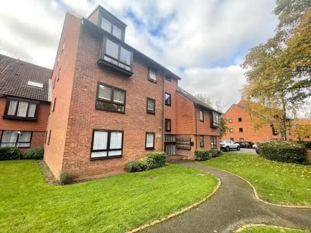 2 bedroom flat for rent in Norfolk House, Kings Norton, B30