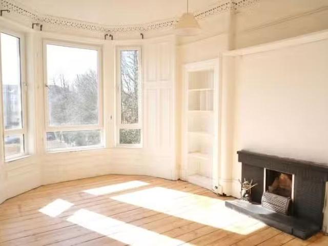 2 bedroom flat for rent in Onslow Drive, Glasgow, G31