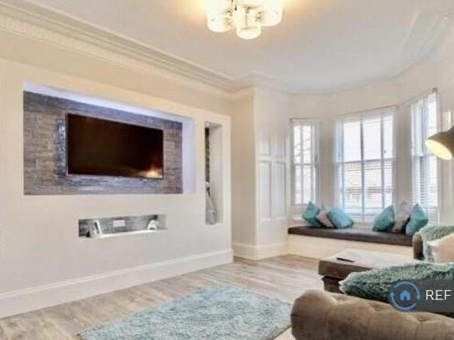 2 Bedroom Flat For Rent In Paisley