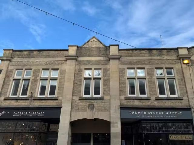 2 bedroom flat for rent in Palmer Street, Frome, BA11