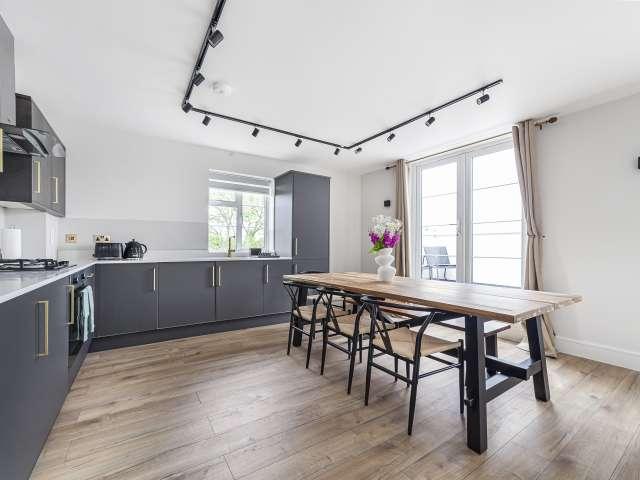2 bedroom flat for rent in Preston, London