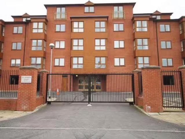 2 bedroom flat for rent in Princes Road, Cleethorpes, DN35