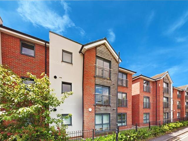 2 Bedroom Flat for rent in Rectory Court,Armthorpe,Doncaster