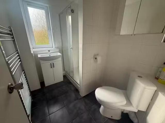 2 bedroom flat for rent in Saggar Street, West End, Dundee, DD2